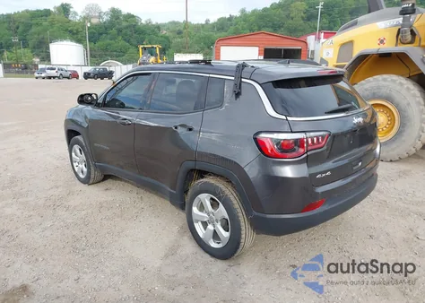 2020 Jeep Compass Latitude 4X4 from USA, damaged, VIN 3C4NJDBB3LT156694